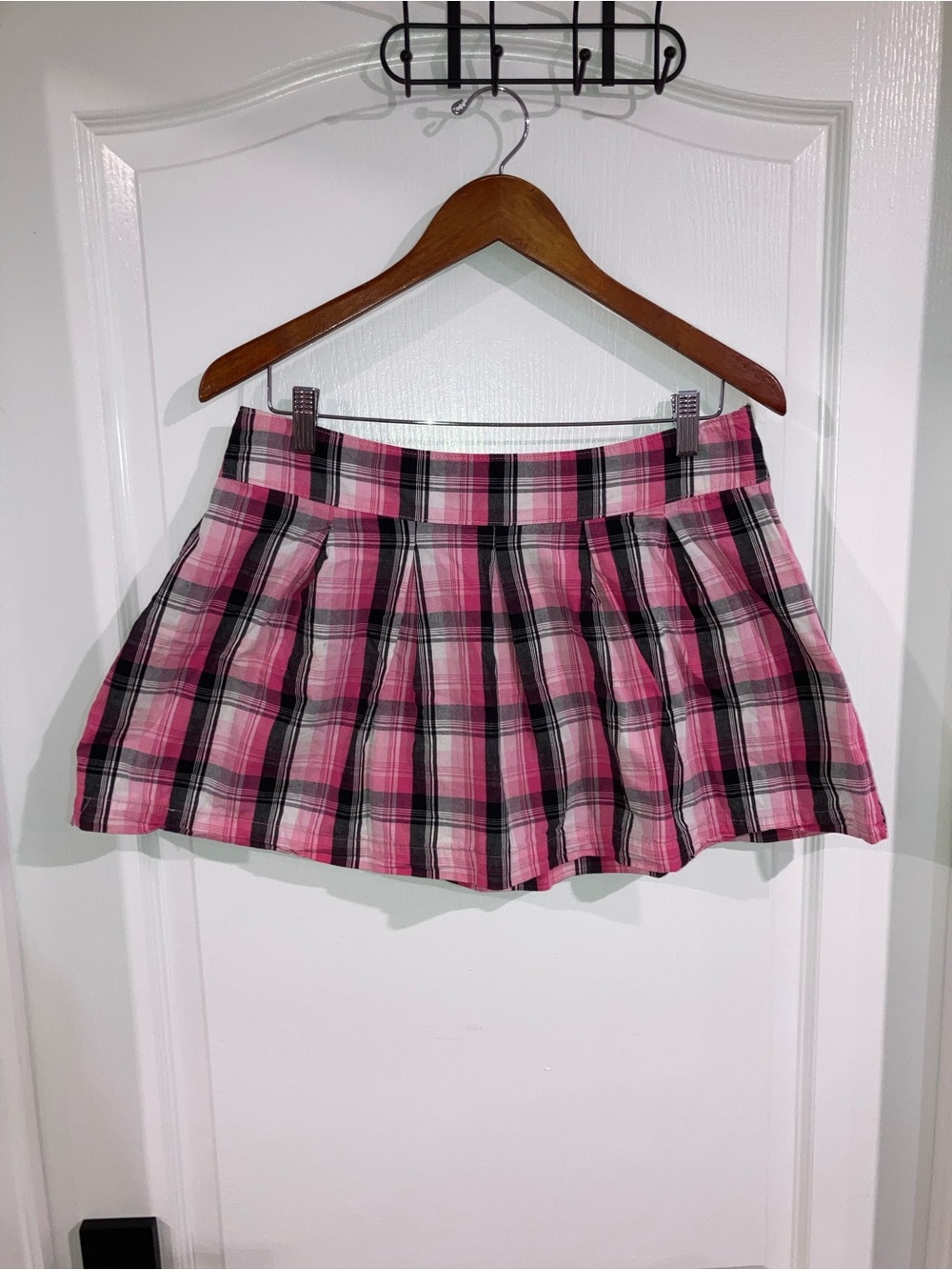 Y2K Pink Plaid Pleated Mini Skirt Kiss - size 7